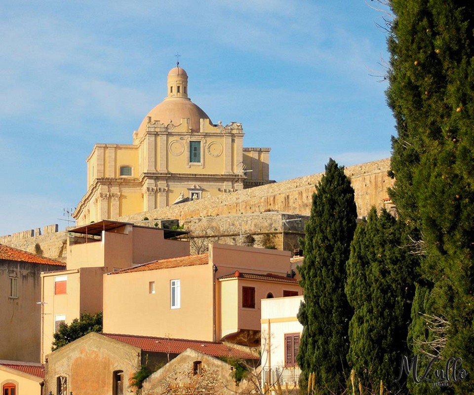Rakelhome - Il Duomo Antico, sito all'interno del Castello di Milazzo